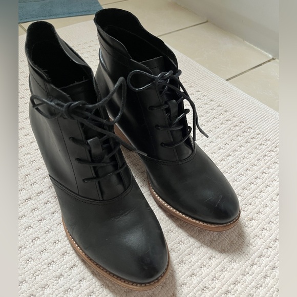 Whimsygoth Dark Academia Black leather lace up ankle boot - Picture 6 of 12